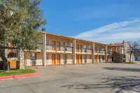 Studio 6 Suites North Richland Hills, TX