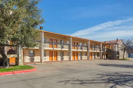 Studio 6 Suites North Richland Hills, TX