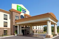 Holiday Inn Express & Suites Knoxville-Farragut