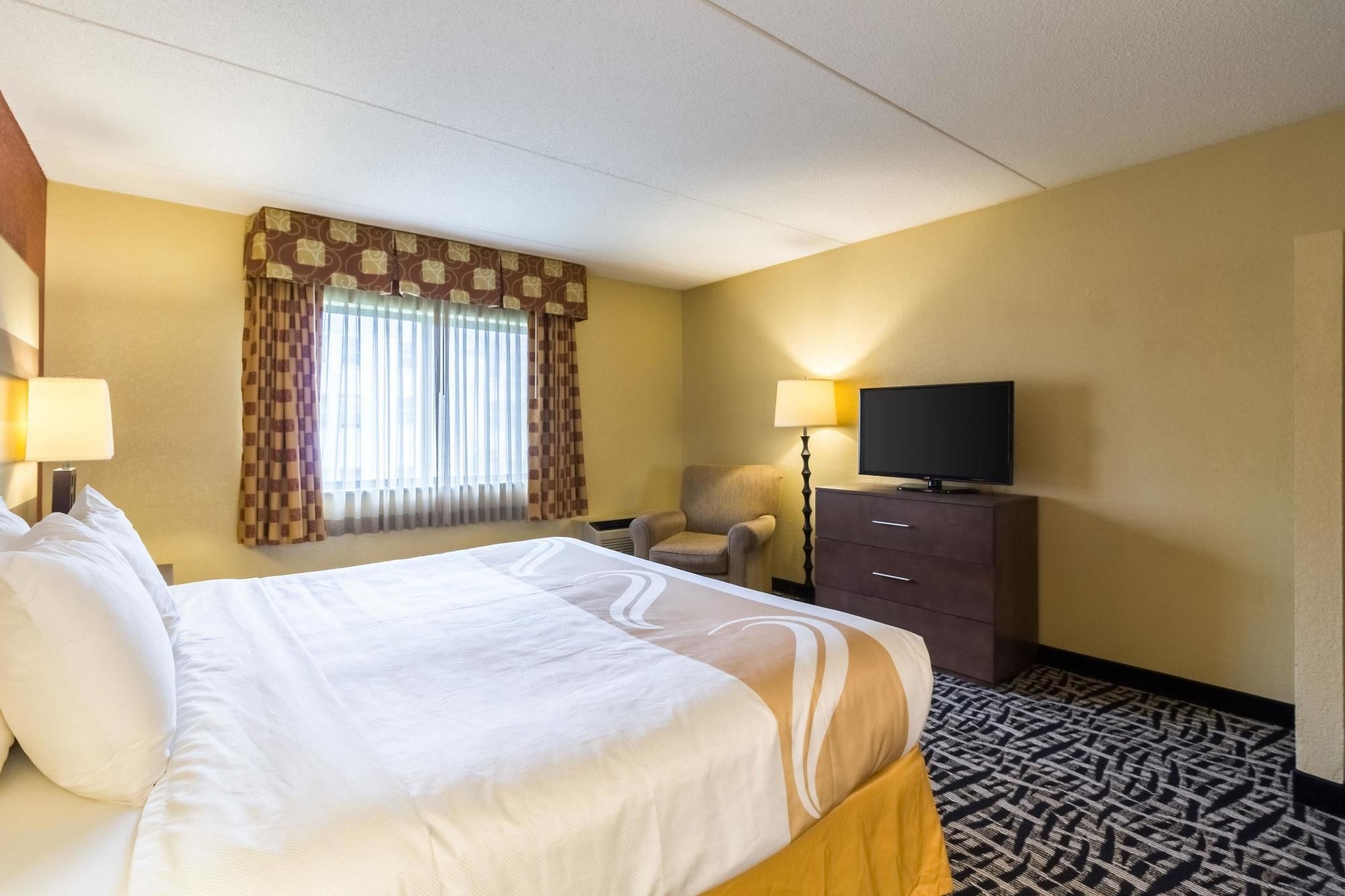 Quality Inn & Suites Mayo Clinic Area