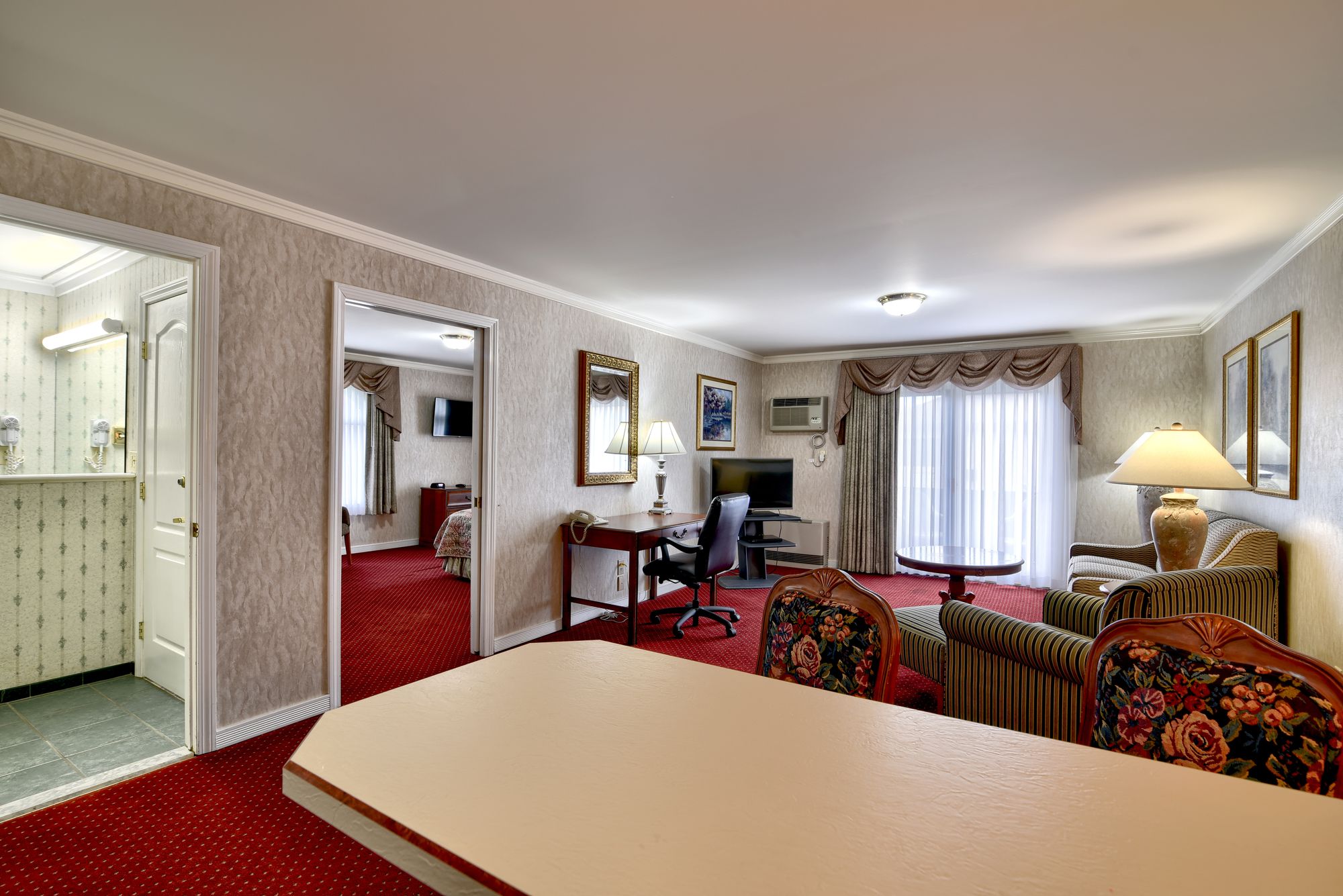 Roosevelt Inn & Suites Saratoga Springs