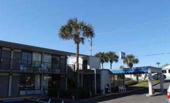 Beachside Motel - Amelia Island