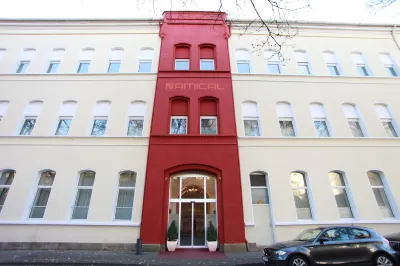 Amical Hotel Hotels near Engels Denkmal 'Die starke Linke'