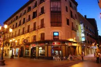 Hotel Rio Arga
