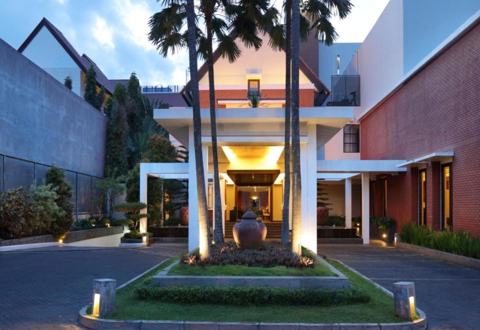 hotel overview picture