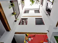 Home Youth Hostel by Feetup Hostels