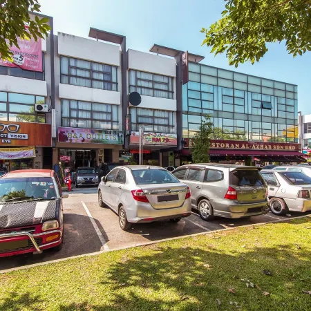 De Elements Business Hotel KL Отели рядом с достопримечательностью «Арена «Аксиата»»
