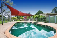 Bright Motor Inn Hotels in Tawonga