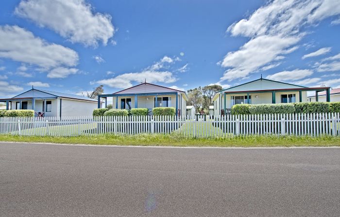 Rose Gardens Holiday Park