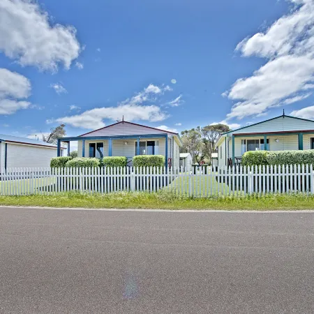 Rose Gardens Holiday Park