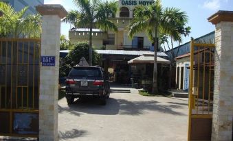 Oasis Hotel