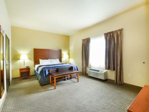 Baymont by Wyndham Grand Forks