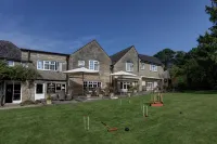 Pettifers Freehouse Hotel Hotel dekat Highgrove Gardens