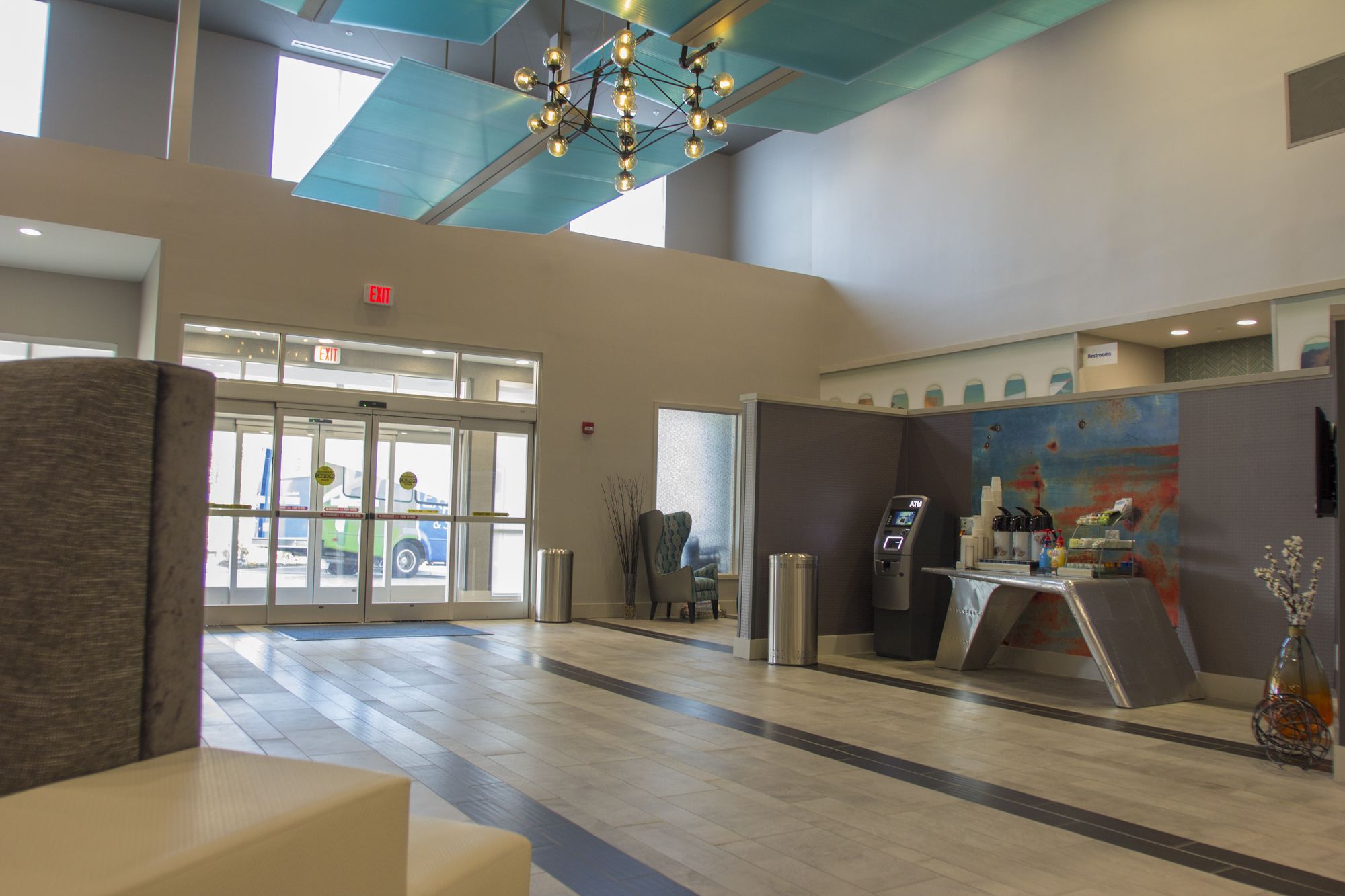 Holiday Inn Express & Suites - Charlotte Airport, an Ihg Hotel