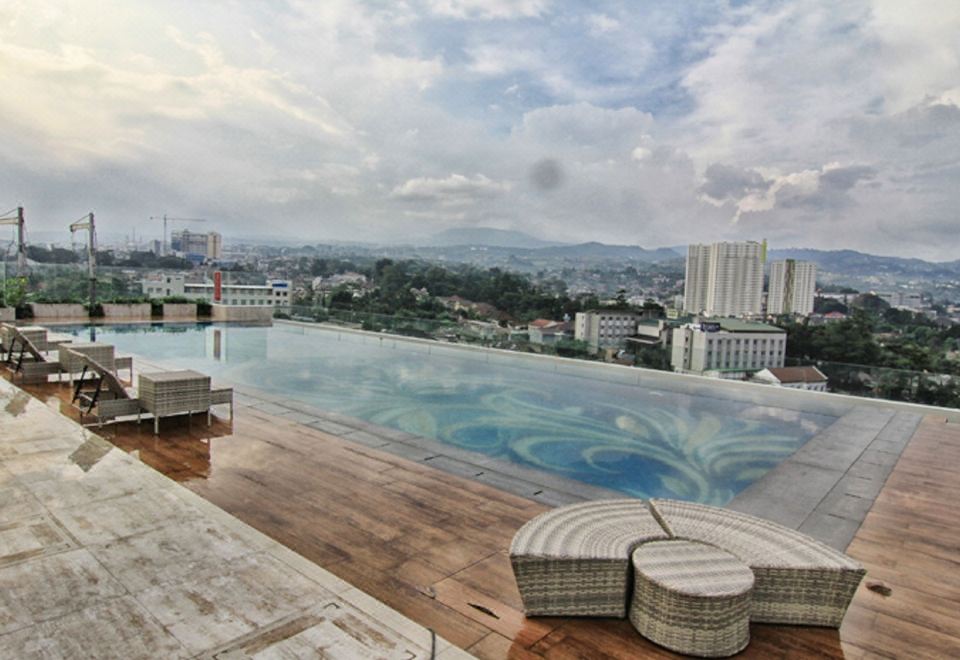 4. 벨비우 호텔 반..