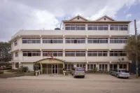 Hillcourt Resort and Spa Hotels near PCEA Dr Arthur Church,nakuru