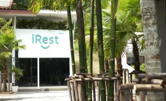 IRest Ao Nang Seafront