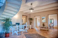 Antica Quercia Villa & Spa Hotels in Sant'Albino