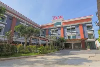 Phuthan Hotel Hotels in Amphoe Tha Chang