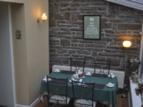 博達爾温旅館 阿伯里斯特威斯酒店