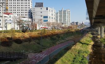 Circle House Worldcup Stadium Branch Seoul