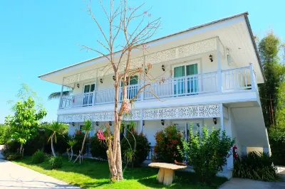 Moeimanee Resort Hotels near Mae Sot Tourism Centre