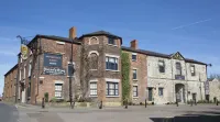 Wynnstay Arms, Ruabon, Wrexham Các khách sạn ở Gobowen
