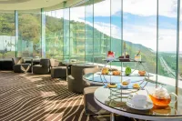 H Resort - breakfast