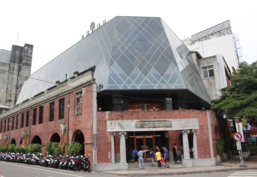 5. 어 에이스 호텔..