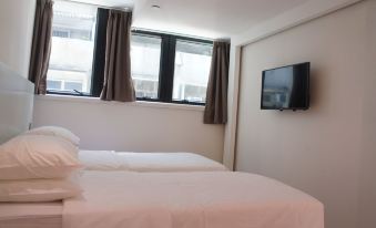 Homy Hotel Central