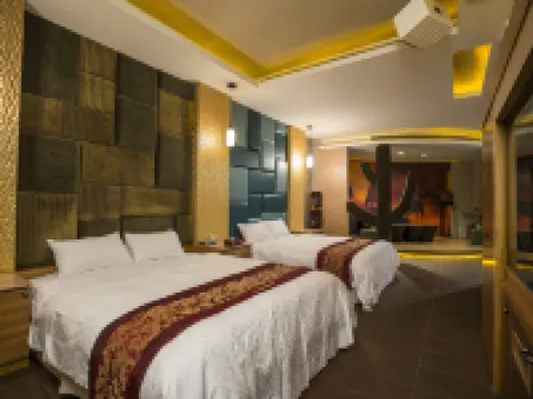 Moon Area Motel Hotels near Janfusun Fancyworld