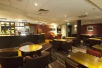Premier Inn London Heathrow Airport T2 & T3 - Bath Road Hotels in London Borough of Hillingdon