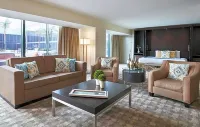 Hilton Anaheim Hotels near Magic and Wine with David Minkin