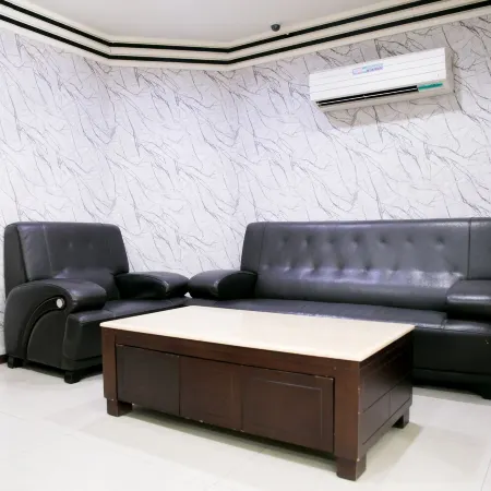 W L Fun House Hotel (Hsinchu) Отели рядом с достопримечательностью «Торговый центр Big City»