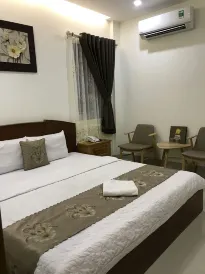 Au Lac Hotel