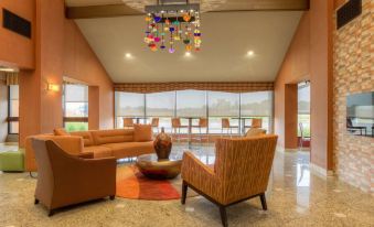 Comfort Inn & Suites Evansville Airport