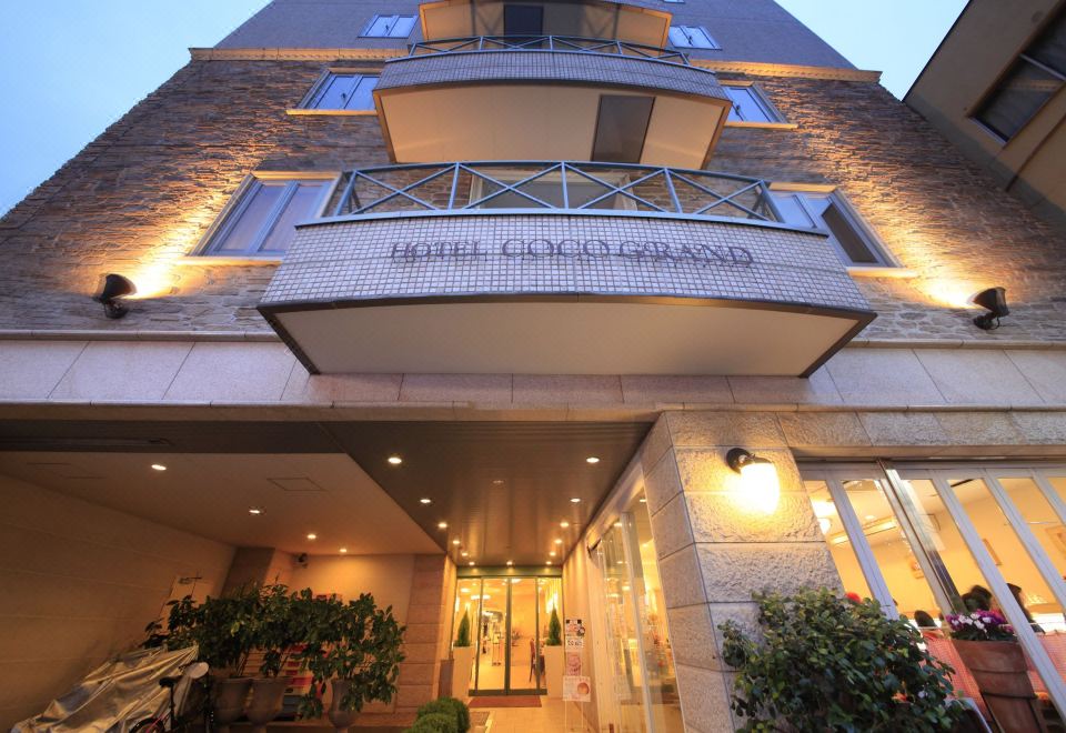 Hotel Coco Grand Kitasenju