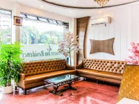Hotel Guestinn Residency Các khách sạn gần Khu ổ chuột Dharavi