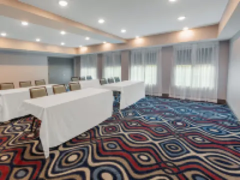 ลากินตา อินน์แอนด์สวีทส์ บายวินด์แฮม อาเบอร์ดีน-APG โรงแรมในอะเบอร์ดีน