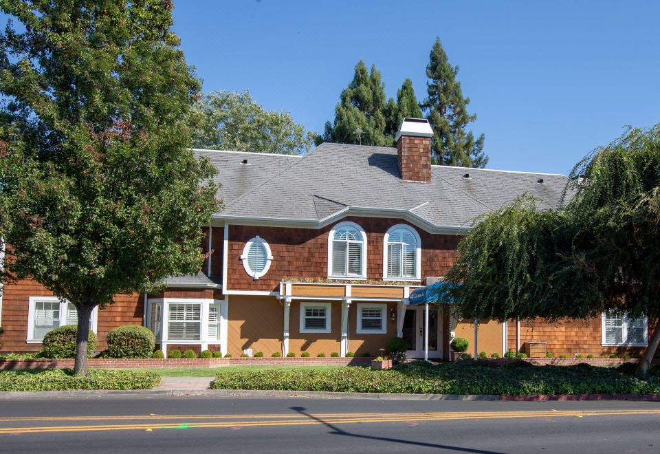 Elm House Inn