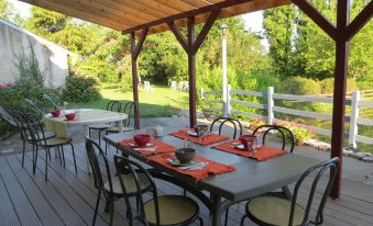 Chambres d'Hotes Domaine de l'Isle - Housity