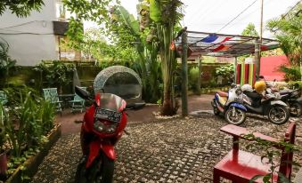 Nida Rooms Pantai Balangan Uluwatu at Rumah Warna