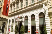 Theaterhotel & Suites Wien Hotels in Wien