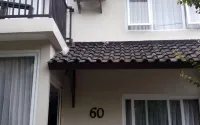 C60 Homestay Syariah Hoteles en Sadang Serang