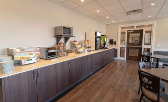 The Kanata Inns Invermere