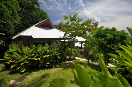 Tanote Villa Отели рядом с достопримечательностью «Shark Bay»