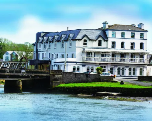 ジ ウエスト コーク ホテル コークのホテル