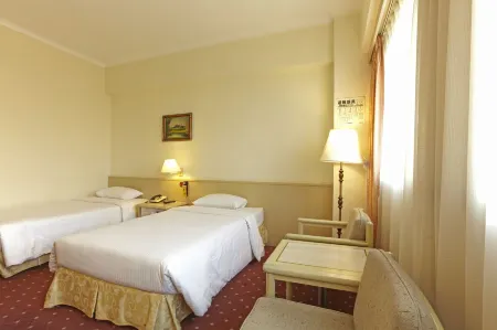 Emperor Hotel