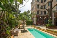 Factoria Hotel - piscine