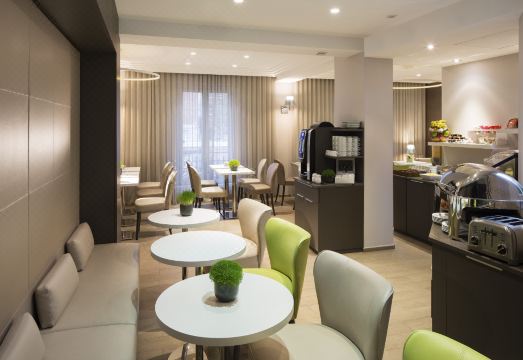 아크로폴 파리 객실 내부